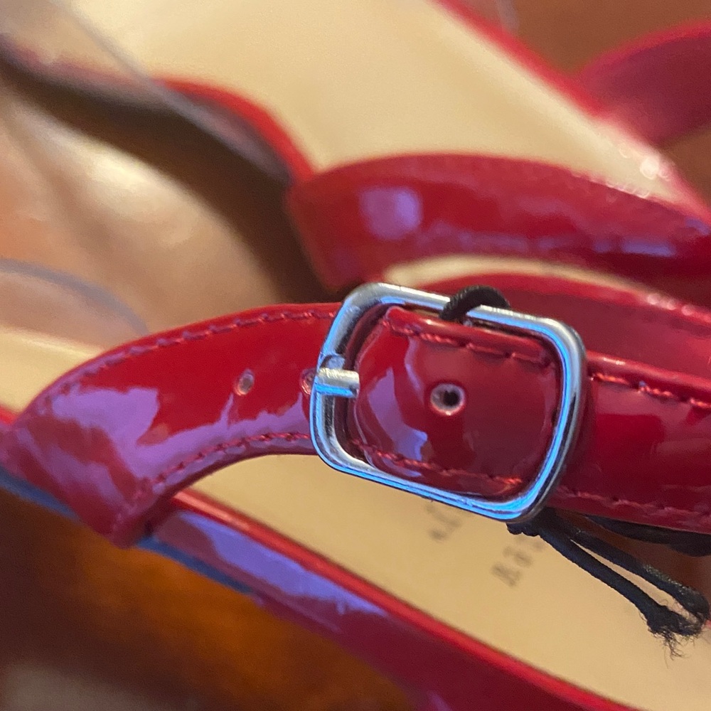 A New Day Women’s Eleanor Red and Cream Heart kitten Heels 2” - Picture 7 of 9